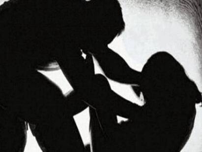 Uttar Pradesh: Shopkeeper rapes minor, films act and makes it viral arrested பொருட்கள் வாங்கச் சென்ற சிறுமியை பாலியல் வன்கொடுமை செய்து வீடியோ எடுத்த கடைக்காரர்! அதிர்ச்சி சம்பவம்