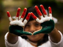 Happy Republic Day: హ్యాపీ రిపబ్లిక్ డే.. దేశభక్తిని రగిలించే ఈ కోట్స్‌తో శుభాకాంక్షలు తెలపండిలా..