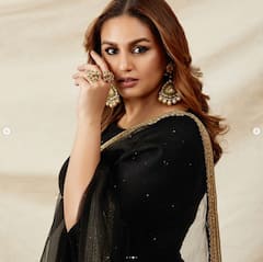 બ્લેક સાડીમાં બોલીવૂડ એક્ટ્રેસ હુમા કુરેશીએ લગાવી આગ, જુઓ તસવીરો