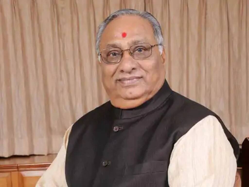 ગુજરાતમાં પાટીદાર સમાજના 80 વર્ષના દિગ્ગજ આ ‘દાદા’એ કોરોનાને હરાવ્યો પણ ઈન્ટર ઓર્ગન ડેમેજ થતાં નિધન, સમાજમાં શોકની લાગણી 80-year-old veteran of Patidar Samaj in Gujarat defeated Corona but died due to inter-organ damage, feeling of grief in the society. ગુજરાતમાં પાટીદાર સમાજના 80 વર્ષના દિગ્ગજ આ ‘દાદા’એ કોરોનાને હરાવ્યો પણ ઈન્ટર ઓર્ગન ડેમેજ થતાં નિધન, સમાજમાં શોકની લાગણી