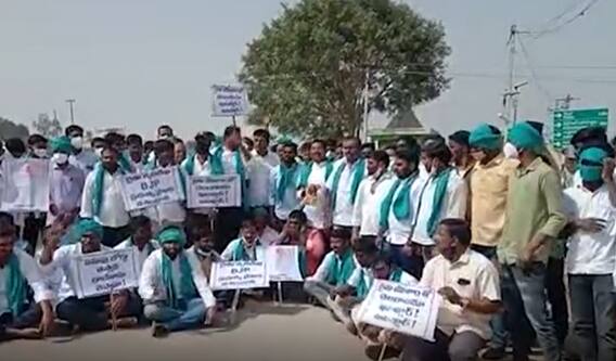 Pasupu Farmers : MP Aravind ను రానివ్వకుండా అడ్డుకుంటామని పసుపు రైతుల ఆందోళన