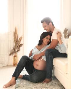 Bharti Singh से लेकर Pooja Banerjee तक... साल 2022 में बच्चों की किलकारी से गूंज उठेगा इन सितारों का घर