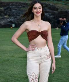 ਸੈਕਸੀ ਬਰਾਲੇਟ ਪਾ ਫਿਲਮ ਪ੍ਰਮੋਸ਼ਨ ਲਈ ਪਹੁੰਚੀ ਅਨੰਨਿਆ ਪਾਂਡੇ, ਠੰਢ ਨਾਲ ਹੋਇਆ ਇਹ ਹਾਲ, ਸੋਸ਼ਲ ਮੀਡੀਆ 'ਤੇ ਟ੍ਰੋਲ