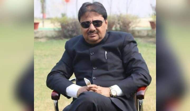 यूपी के सबसे अमीर विधायक शाह आलम उर्फ गुड्डू जमाली के पास 118 करोड़ रुपये की प्रॉपर्टी है. उनके पास स्कॉर्पियो कार है.