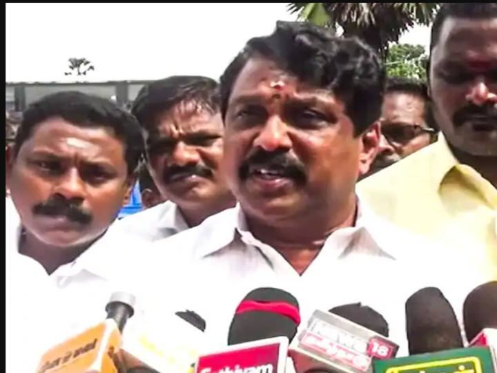 Tirunelveli MLA nainar nagendran Comments about admk opposition  leaders sparks Criticism Nainar Nagendran: ஆண்மையோடு பேச அதிமுகவில் யாரும் இல்லை.. வார்த்தைகளை வீசிய நயினார் நாகேந்திரன்!