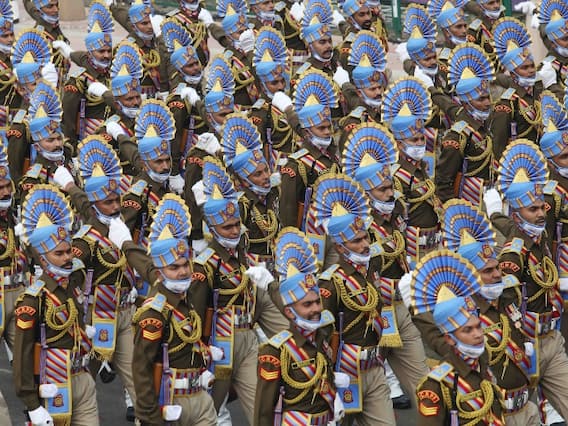 Gallantry Awards: '...जरा याद करो कुर्बानी', सेना के 6 जवानों को मिलेगा शौर्य चक्र, पांच को मरणोपरांत दिया जाएगा सम्मान Gallantry Awards: '...जरा याद करो कुर्बानी', सेना के 6 जवानों को मिलेगा शौर्य चक्र, पांच को मरणोपरांत दिया जाएगा सम्मान