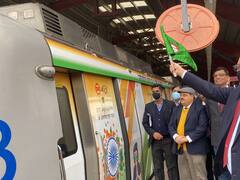 Delhi Metro News: 'आजादी का अमृत महोत्सव' के तहत DMRC ने चलाई स्पेशल मेट्रो, जानें क्या होगा खास?