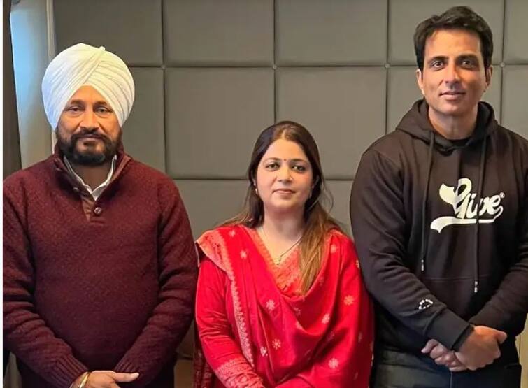 Punjab Elections 2022 : Actor Sonu Sood said congress party should announce charanjit singh channi CM andidate in the Punjab  Punjab Election 2022 : ਅਦਾਕਾਰ ਸੋਨੂੰ ਸੂਦ ਨੇ ਦਿੱਤਾ ਵੱਡਾ ਬਿਆਨ, ਕਿਹਾ- ਕਾਂਗਰਸ ਦੇ ਇਸ ਨੇਤਾ ਨੂੰ ਬਣਾਉਣਾ ਚਾਹੀਦਾ CM ਚੇਹਰਾ 