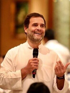 राहुल गांधी के राज में इन युवा नेताओं ने छोड़ी कांग्रेस