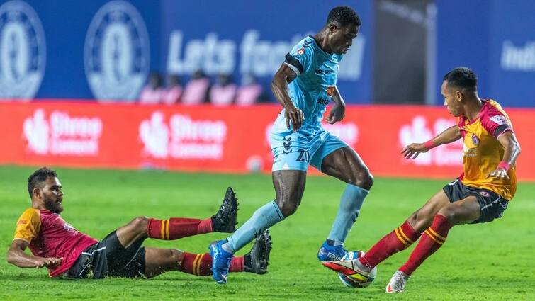 ISL: Bartholomew Ogbeche's Hat-Trick Helps Hyderabad FC Defeat SC East Bengal 4-0 ISL 2022: আইএসএলে ডার্বির আগে চার গোল খেয়ে হারল এসসি ইস্টবেঙ্গল