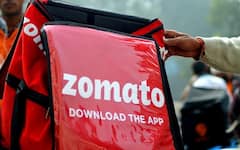 Zomato શેરમાં કડાકો બોલતા મીમ્સ વાયરલ થયા, શેર ખરીદનારાઓએ કહ્યું - અરે ચૂનો લાગી ગયો.....