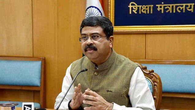 वहीं केंद्रीय मंत्री धर्मेंद्र प्रधान ने उनके बीजेपी ज्वाइन करने के बाद कहा कि भारतीय जनता पार्टी आर.पी.एन. सिंह जी का मैं भारतीय जनता पार्टी परिवार में स्वागत करता हूं. उनके साथ 2 अन्य साथी भी भाजपा में शामिल हुए हैं, मैं उनका भी पार्टी में स्वागत करता हूं.