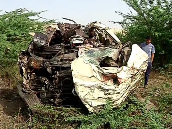 Wardha Car Accident MLA Son Accident Behind story of bjp mlas son Accident Maharashtra Nagpur MLA Son accident : टर्नला अतिवेग, सुरक्षा भिंत तोडून कार नदीपात्रात, आमदारपुत्राचा अपघात नेमका कसा झाला?