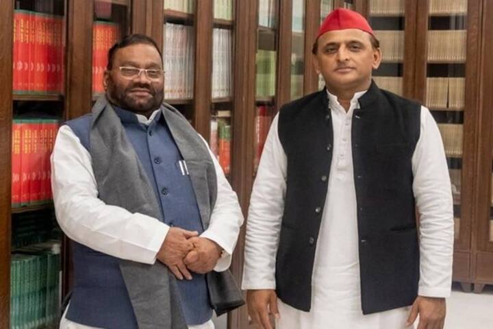 योगी सरकार में कैबिनेट मंत्री रहे स्वामी प्रसाद मौर्य के दल बदलने ने भी मीडिया में खूब सुर्खियां बटोरीं. अब वह बीजेपी से समाजवादी पार्टी में चले गए हैं.