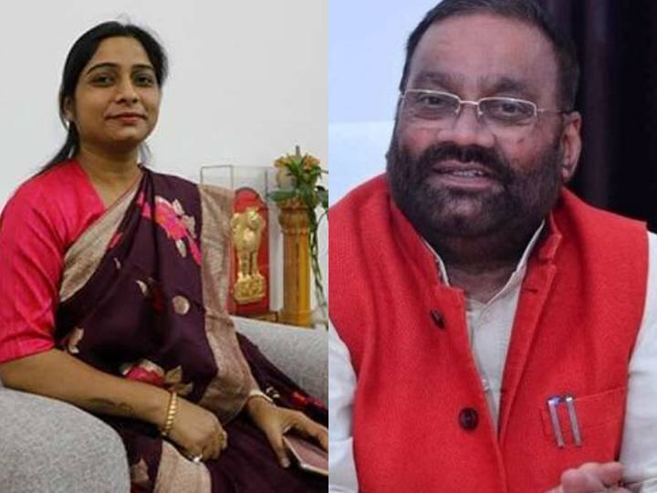 स्वामी प्रसाद मौर्य और उनकी बेटी संघमित्रा मौर्य दोनों राजनीति में हैं. स्वामी प्रसाद जहां कई दफे यूपी में मंत्री रहे हैं तो वहीं उनकी बेटी बदायूं से लोकसभा सांसद हैं. स्वामी प्रसाद समाजवादी पार्टी में हैं और उनकी बेटी संघमित्रा बीजेपी में.