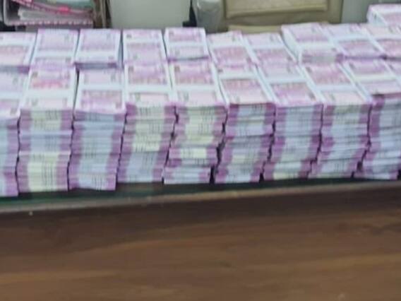 Experts से जानिए- रुपये की हालत बिगड़ने से कैसे बचाएं? महंगाई अभी और बढ़ेगी? | Budget 2022