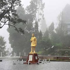 Darjeeling : কনকনে ঠান্ডায় জুবুথুবু দার্জিলিং, আজ তুষারপাতের সম্ভাবনা