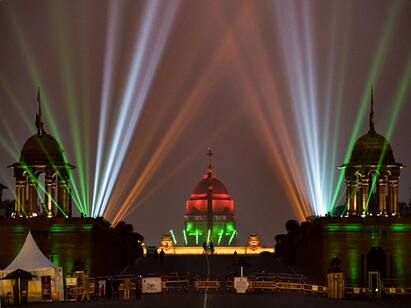 Republic Day 2022 HIGHLIGHTS: Rashtrapati Bhavan, North Block & South Block  Illuminated Amid Celebrations