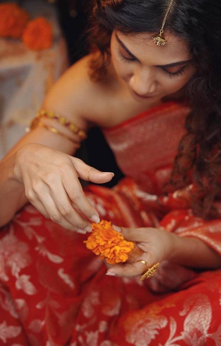 சின்ன சின்ன மயக்கம் சில தயக்கம் நான் பூத்து நின்றேன்