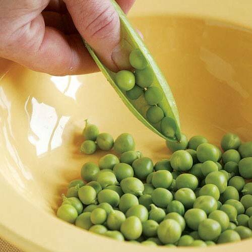 Green peas taste and health in winter know vegetable benefits Health Tips:લીલા વટાણા છે સ્વાસ્થ્યનો ખજાનો, ચહેરાના નિખાર સાથે આ સેવનથી થાય છે આ ફાયદા