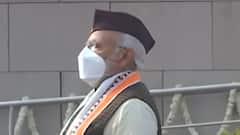 PM Modi ने इस बार नहीं पहना साफा, स्पेशन कैप में आए नजर। Republic Day 2022