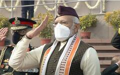 IN PICS | PM Modi Dons Brahma Kamal On His Cap Similar To Netaji Bose, Lays Wreath At National War Memorial