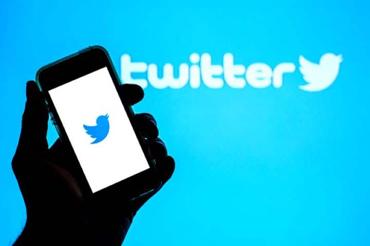 Twitter Down: users Unable to access Twitter post Twitter Down: ट्विटर हुआ डाउन, पेज लोड नहीं होने की यूजर्स ने की शिकायत