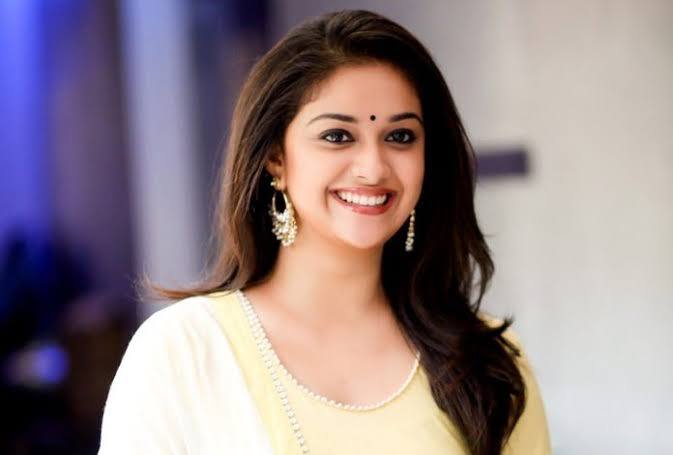 Keerthi Suresh Counter on Bad Luck Rumors Keerthi Suresh: 'లక్కు లే.. గిక్కు లే.. నా రిలీజ్‌కి..' బ్యాడ్ లక్ రూమర్స్ పై కీర్తి స్ట్రాంగ్ కౌంటర్.. 