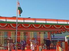 Republic Day 2022: सीएम शिवराज सिंह चौहान ने इंदौर के नेहरू स्टेडियम में फहराया तिरंगा, नौकरी और किसानों को लेकर कही बड़ी बात