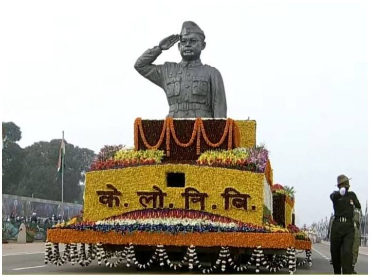 Republic Day: जब राजपथ पर दिखे 'नेताजी', आजादी के अमृत महोत्सव की झांकी में नजर आए सुभाष चंद्र बोस Republic Day When Netaji was seen on Rajpath Subhash Chandra Bose was seen in the tableau of Amrit Festival of Independence Republic Day: जब राजपथ पर दिखे 'नेताजी', आजादी के अमृत महोत्सव की झांकी में नजर आए सुभाष चंद्र बोस