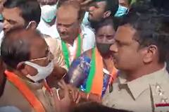 BJP Gudivada Tour: ఉద్రిక్తంగా మారిన బీజేపీ నాయకుల గుడివాడ పర్యటన