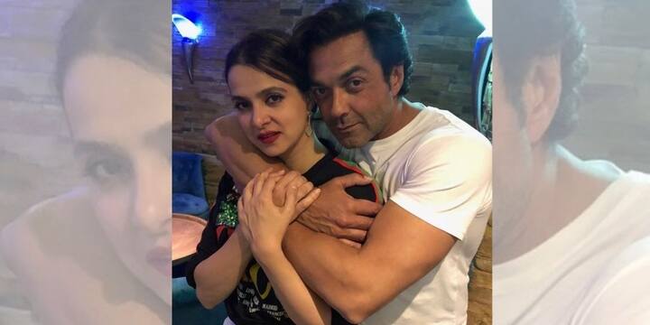 নব্বইয়ের দশকে নীলম কোঠারি এবং প্রিয়া চাটওয়ালের সঙ্গে ববির সম্পর্ক ছিল বলে শোনা যায়। তবে ১৯৯৬ সালে দেশের প্রখ্যাত ব্যাঙ্কার তথা ’২১ সেনচুরি ফাইনান্স’-এর মালিক দেব আহুজার মেয়ে তানিয়া আহুজার সঙ্গে সাতপাকে বাঁধা পড়েন ববি। তাঁদের দুই ছেলে, আর্যমান এবং ধরম দেওল।