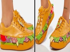 Footwear Vastu Tips: इन रंगों के जूते चप्पल पहनने से कुंडली में ग्रह होते हैं कमजोर, सपने रह जाते हैं अधूरे