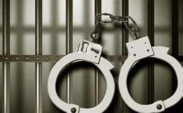 Mumbai Crime Branch arrested 7 persons with counterfeit notes of Rs 7 crore Mumbai: मुंबई गुन्हे शाखेला मोठं यश, सात कोटींच्या बनावट नोटांसह 7 जणांना अटक