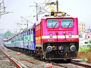 Railway Jobs: रेलवे में इन पदों पर निकली हैं भर्तियां, जल्द कर लें आवेदन, यह है लास्ट डेट