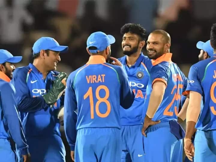 ind vs wi west indies all out on 104 in odi match against india Thiruvananthapuram IND vs WI: जब वेस्टइंडीज को वनडे मैच में Team India ने 104 रनों पर कर दिया था ऑलआउट, ताश के पत्तों की तरह बिखर गई थी पारी
