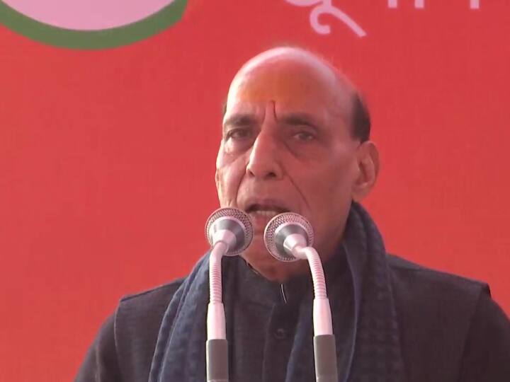 UP Election 2022 Rajnath Singh Slam Opposition in Kasganj ann UP Election 2022: कासगंज में राजनाथ सिंह ने विपक्ष पर जमकर साधा निशाना, जिन्ना और गन्ना के मुद्दे पर कही ये बात