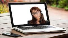 Video Calls : কী করলে সুন্দর লাগবে ভিডিও কলে ?