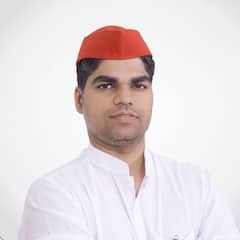 Ramgopal Yadav's Daughter In Law: रामगोपाल यादव ने डॉक्टर से की है बेटे अक्षय की शादी, जानिए कौन हैं रिचा यादव