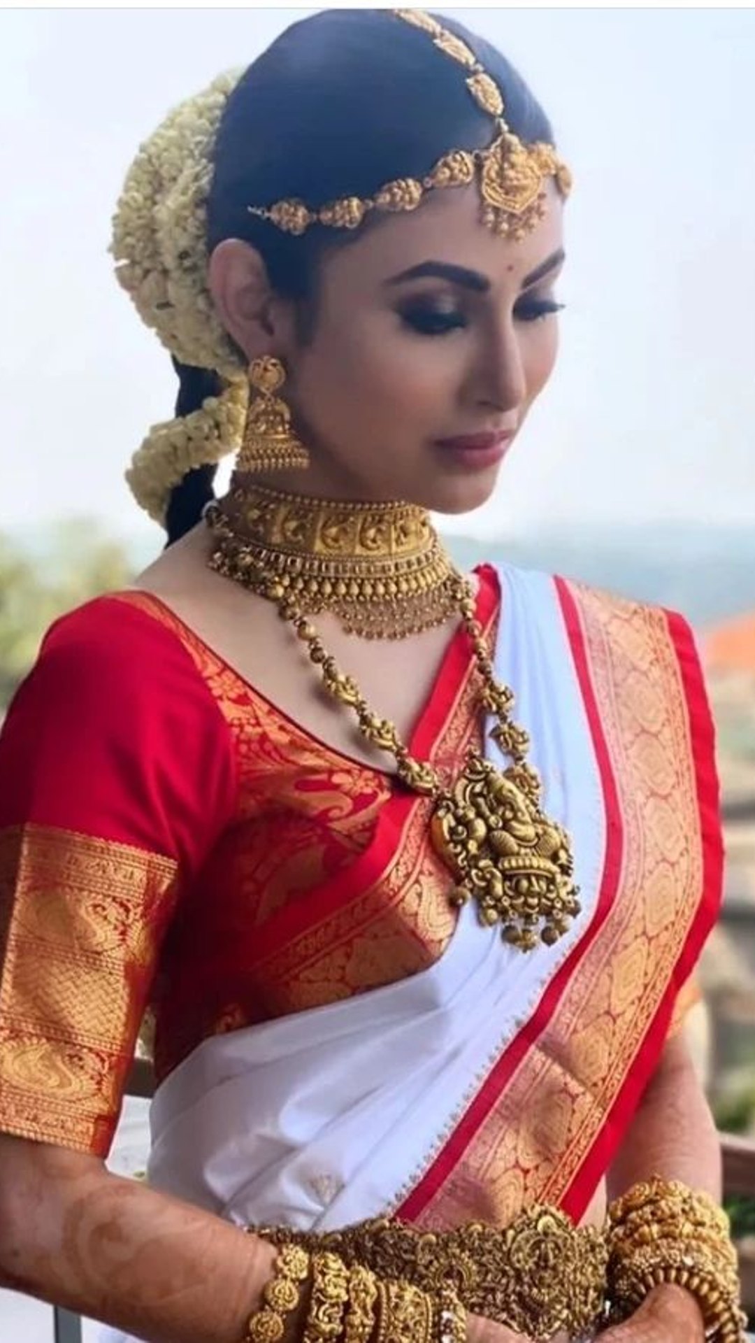 23 Latest South Indian Wedding Sarees To Try This Year | Wedding saree  indian, South indian wedding saree, Indian bridal sarees