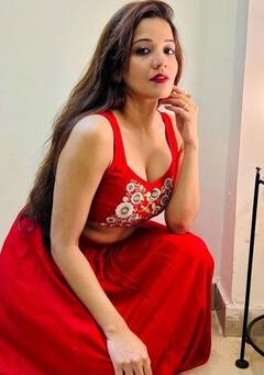 ભોજપુરી ક્વિન મોનાલિસાએ શેર કરી બોલ્ડ તસવીરો