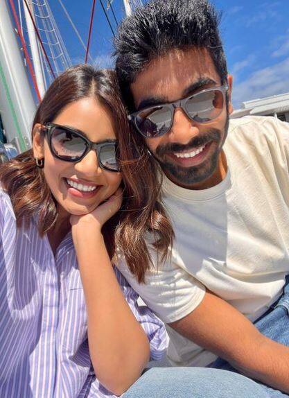 પત્ની સાથે વેકેશન માણી રહ્યો છે બુમરાહ