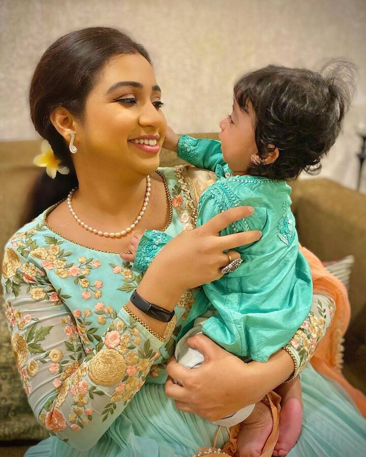 సింగర్ శ్రేయ ఘోషల్ ముద్దుల కొడుకు -Image credit: ShreyaGhosal/Instagram
