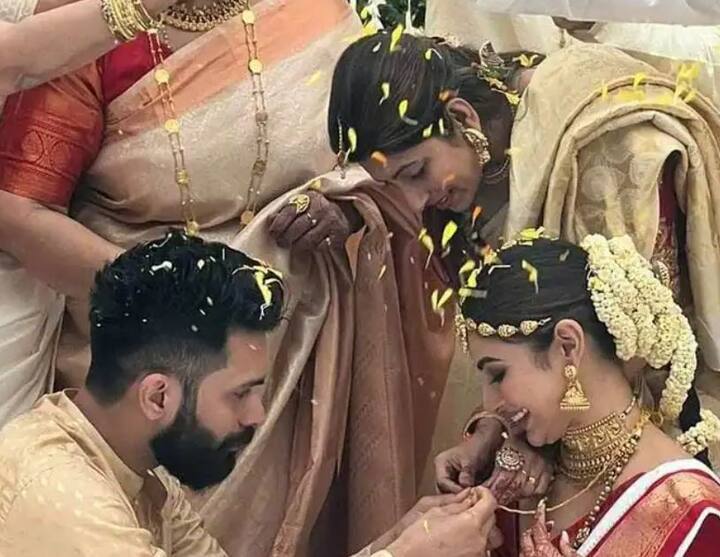 `நாகினி’ உள்பட பல்வேறு சீரியல்களில் நடித்தவர் மௌனி ராய்