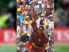 IND vs WI ODI Series: भारत-विंडीज वनडे मैचों में इन गेंदबाजों ने बरपाया है कहर, ये हैं टॉप-10 बॉलर्स