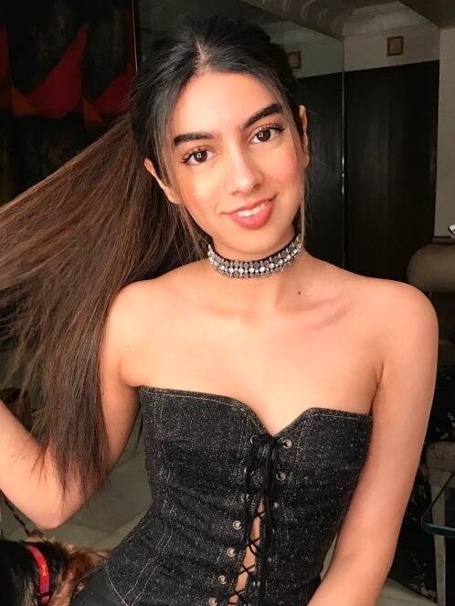 Khushi Kapoor के कातिलाना लुक्स