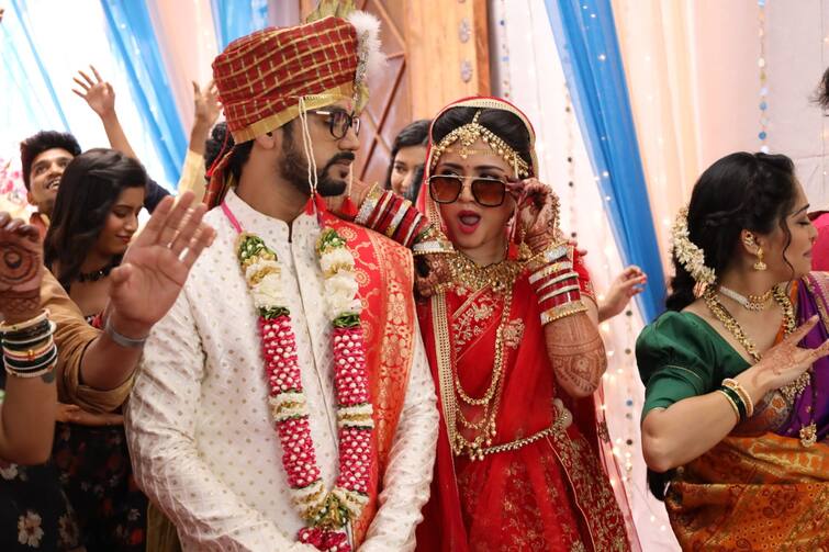 Thipkyanchi Rangoli serial  Apoorva and  Shashank wedding Thipkyanchi Rangoli : ठिपक्यांची रांगोळी मालिकेत अपूर्वा आणि शशांकचा विवाह सोहळा; लग्नसोहळ्याला स्टार प्रवाह कुुटुंब लावणार हजेरी