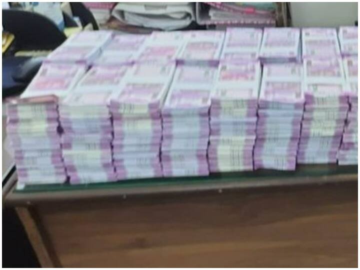 Mumbai crime branch got a big success 7 arrested with 7 crores Fake Money ANN Fake Notes: मुंबई क्राइम ब्रांच को मिली बड़ी सफलता, 7 करोड़ के नकली नोट के साथ 7 गिरफ्तार