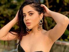 Watch: सड़क किनारे अपने हुस्न बिखेरती दिखीं Urfi Javed, रिवीलिंग ड्रेस में यूं दिखाई अपनीं अदाएं