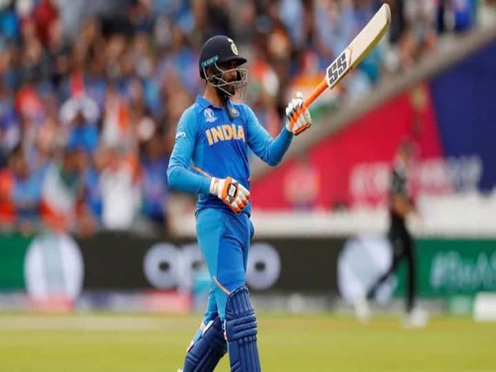 No place for Ravindra Jadeja as India name squad against west Indies IND vs WI: जाडेजाला संघात स्थान का नाही? बीसीसीआयनं सांगितलं कारण